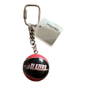 NBA TRAIL BLAZERS LIL’ BRAT keychain